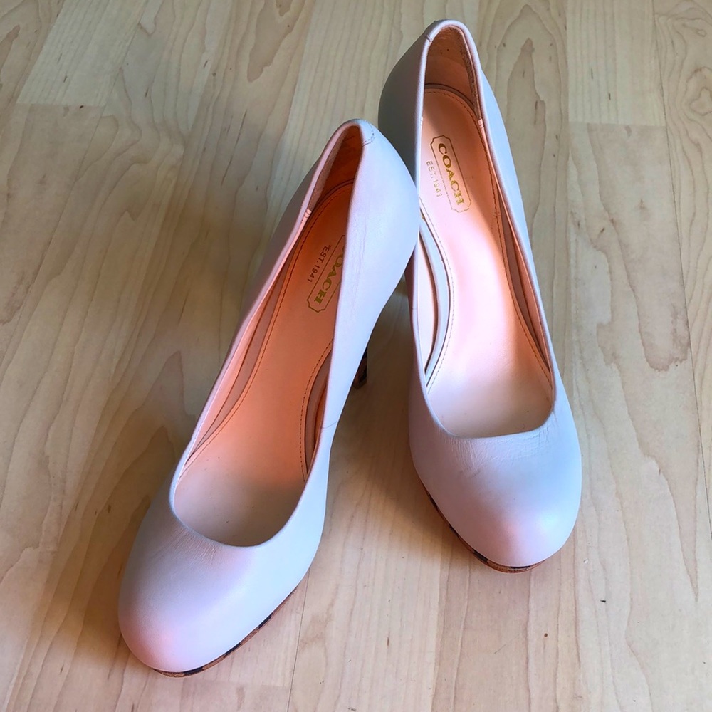 COACH high heals